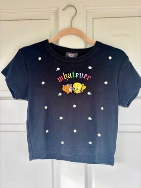 Teddy Fresh x Looney Tunes Tweety Bird Crop Top M Black Graphic Baby Tee Floral